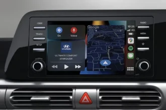 Sistem hiburan canggih layar sentuh 8 inch Display Audio pada dasbor Hyundai Stargazer Manado
