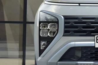Lampu ikonik Horizon type Daytime Running Light DRL depan mobil Hyundai Stargazer diler Manado