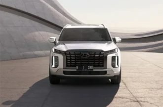 Gaya tangguh tatapan depan berkonsep Even Bolder pada eksterior eksklusif Hyundai Palisade Sulawesi Utara