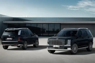 Tampilan eksterior gagah tampak depan dan samping mobil mewah Hyundai Palisade Hybrid diler Manado