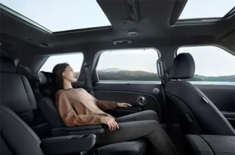 Kemewahan ruang kabin lapang berspesifikasi Premium Lounge Comfort pada SUV Hyundai Palisade Hybrid Sulawesi Utara