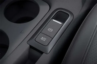 Detail tombol praktis Electronic Parking Brake EPB modern pada konsol tengah Hyundai Stargazer Cartenz X Manado