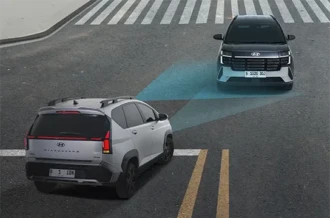 Sistem radar pengereman otomatis darurat Forward Collision Avoidance Assist FCA Hyundai Stargazer Cartenz X diler Manado